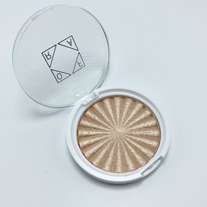 Ofra x Nikkie Tutorials Highlighter in Glow Goals